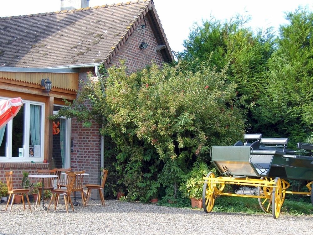 Bed and Breakfast Leval Trefcon Exterior foto